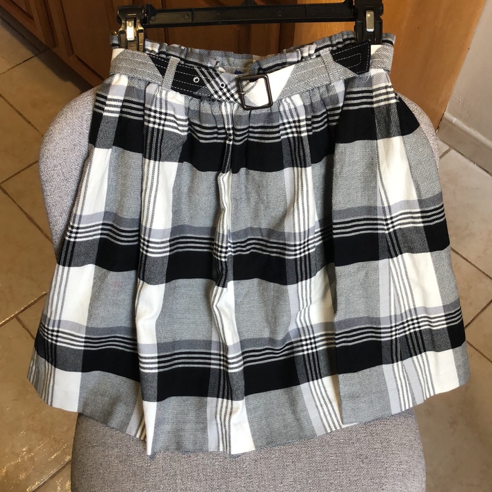 Burberry plaid skirt
